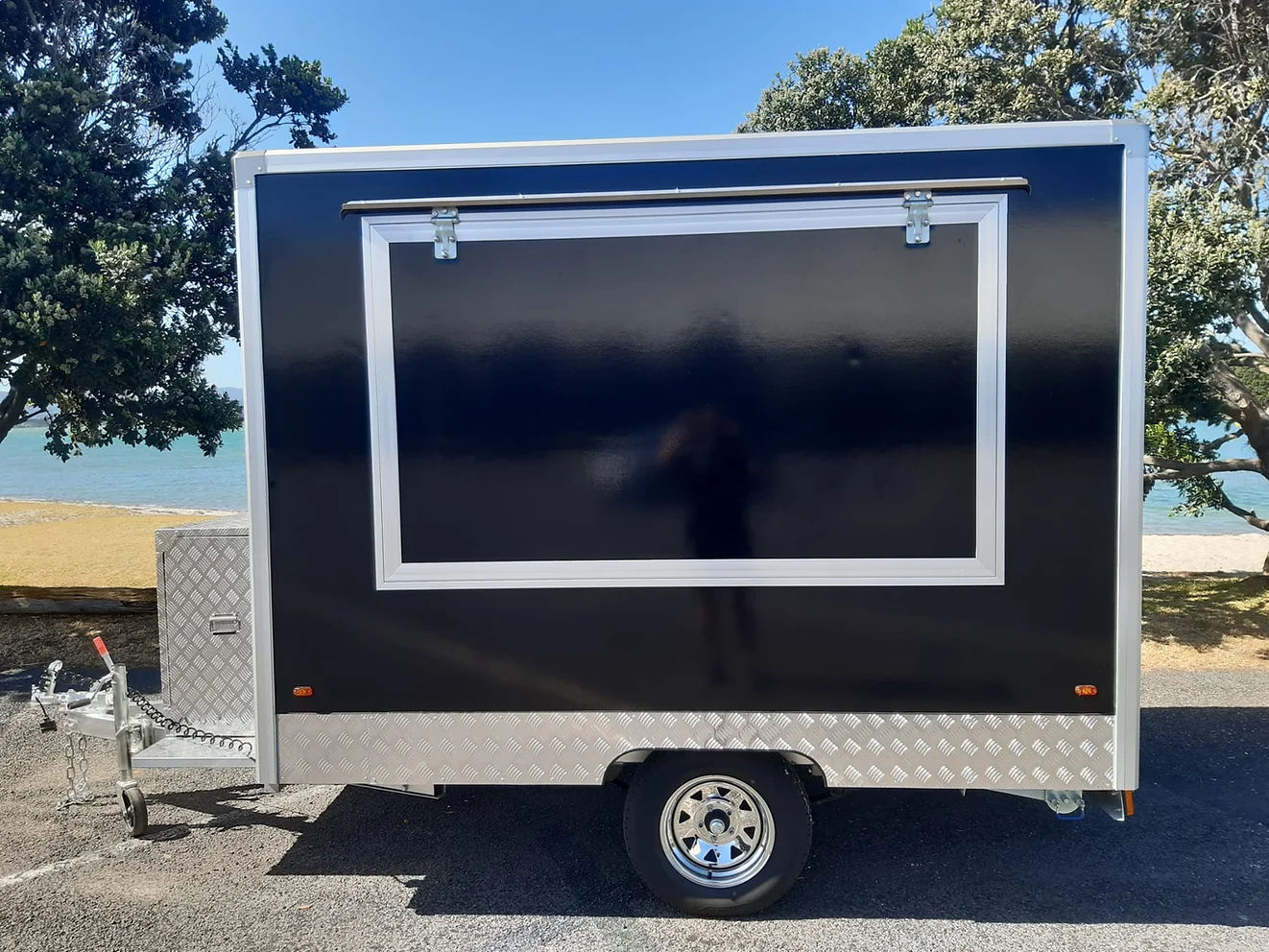 Square Food Trailer 2.9m - Image 4