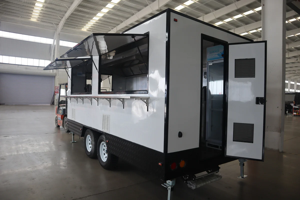 5m Grade Food Trailer
