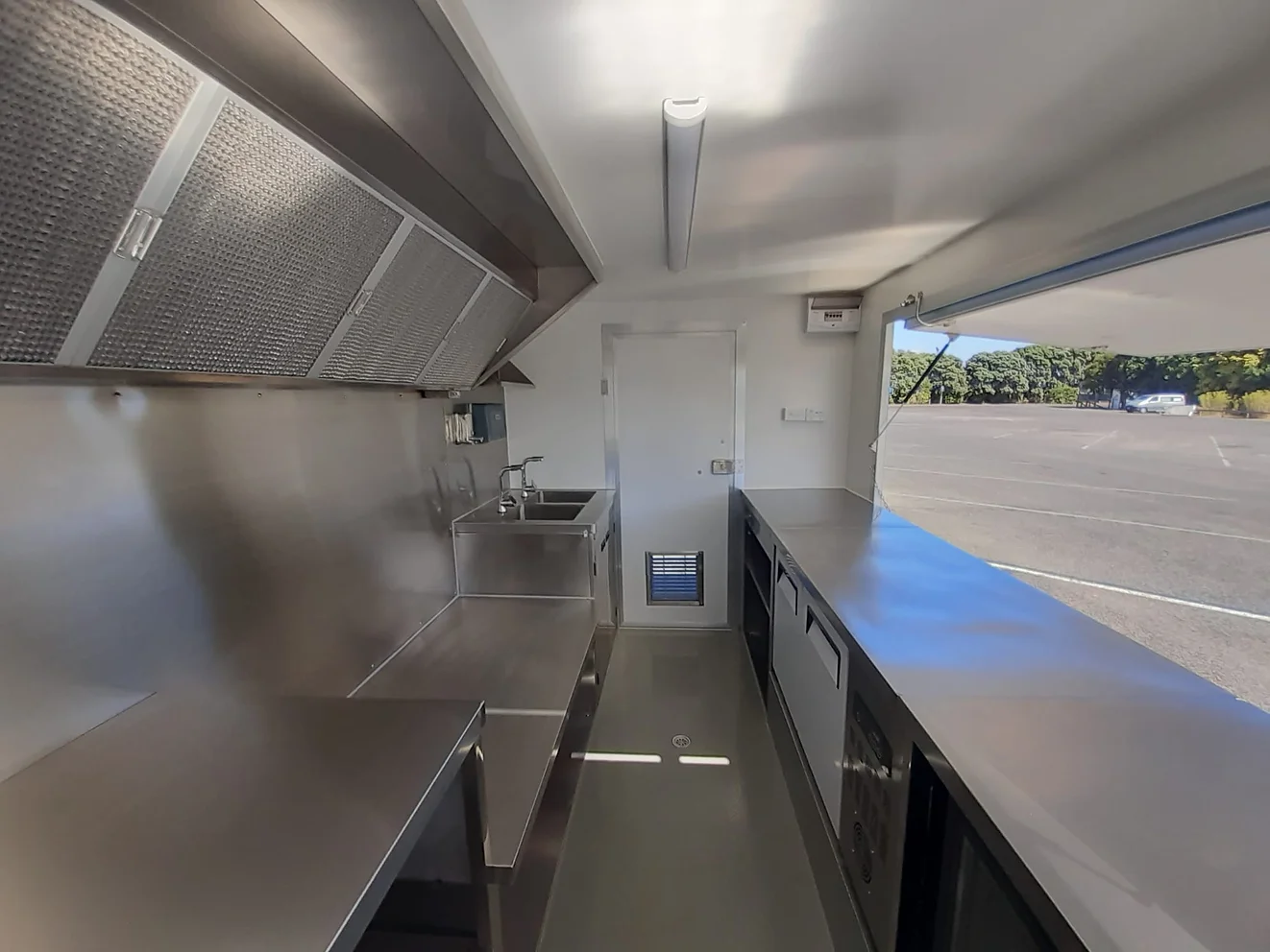 Square Food Trailer 2.9m - Image 10