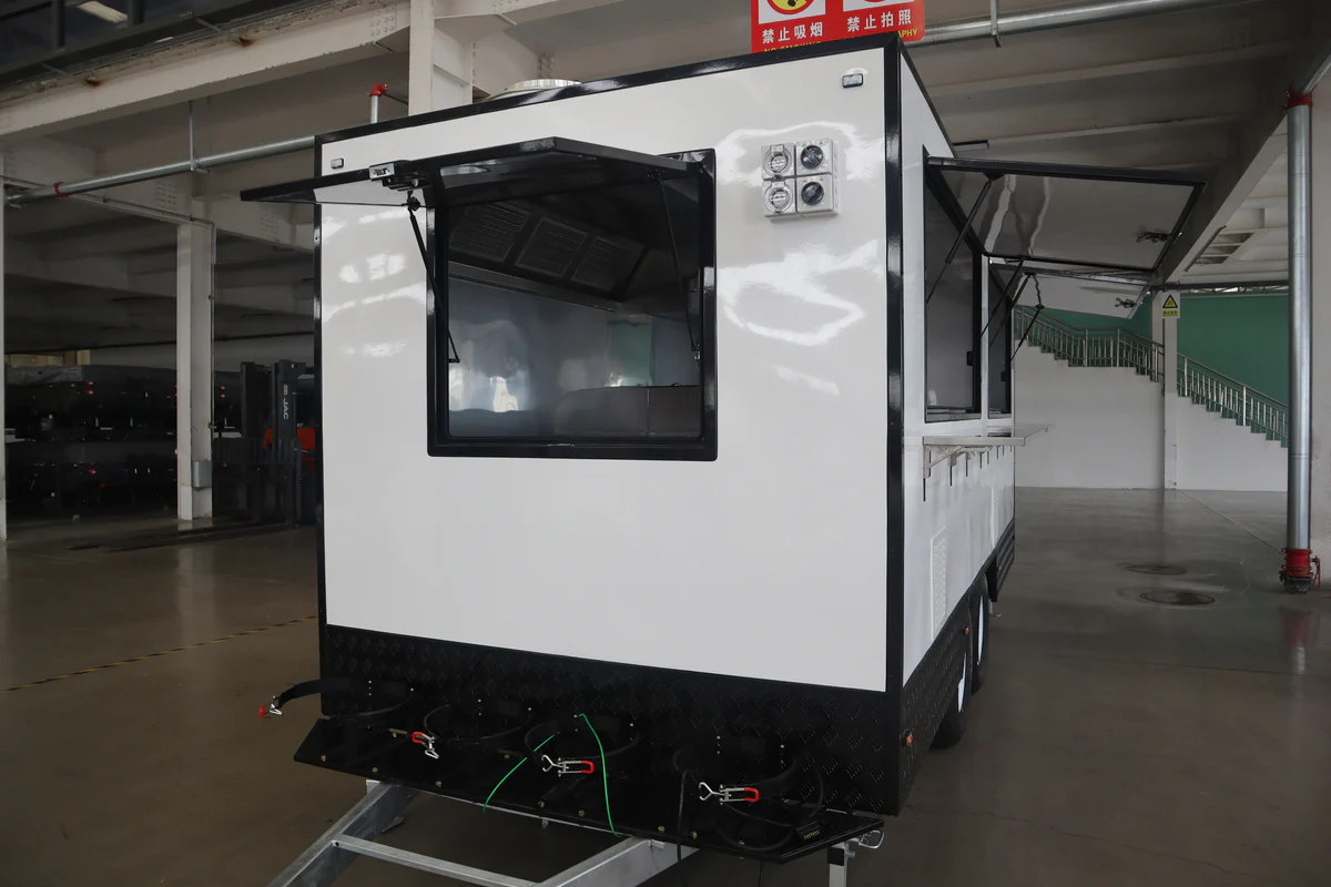 5m Grade Food Trailer - Image 5
