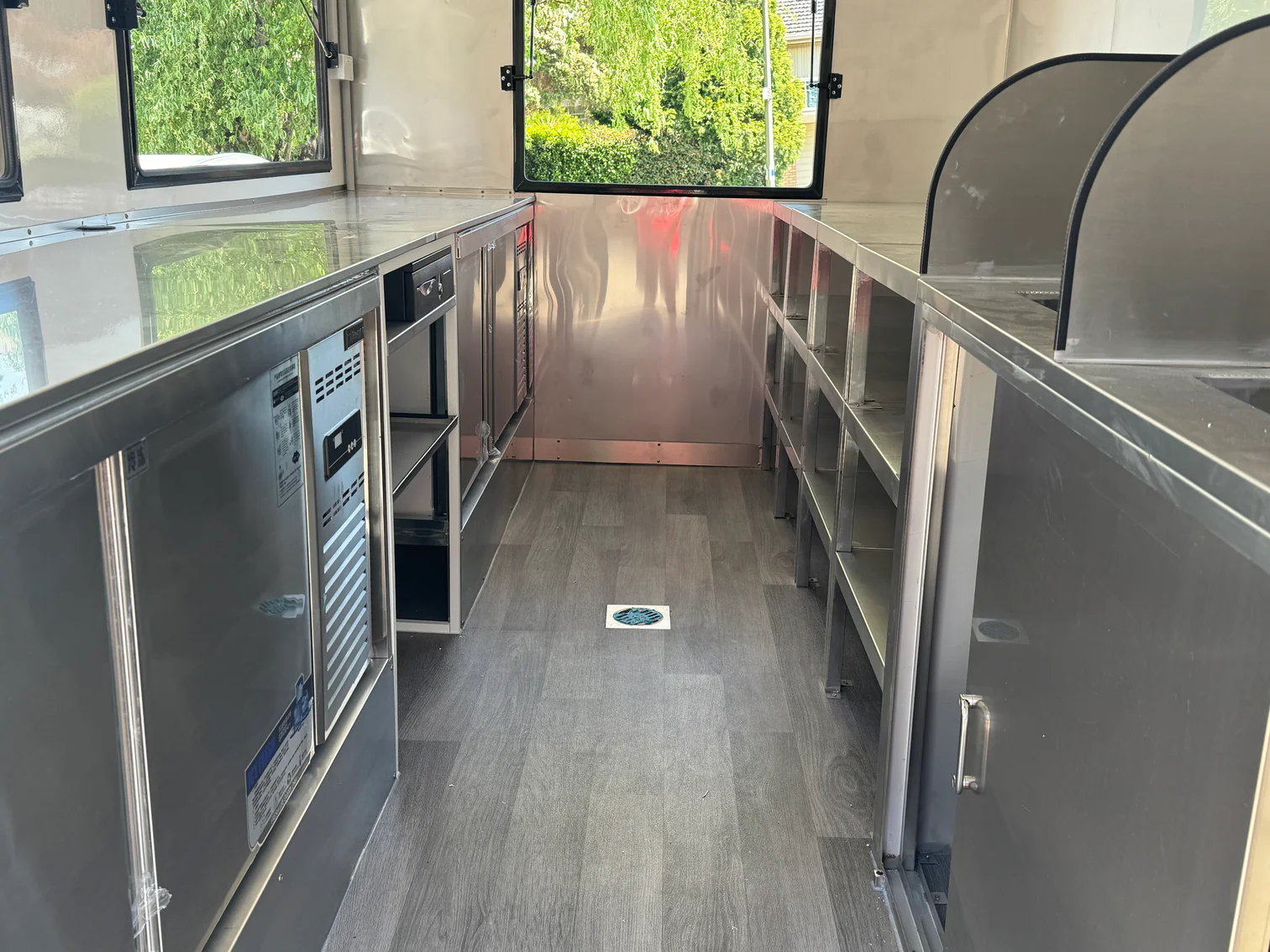 4M Grade Food Trailer - Image 6